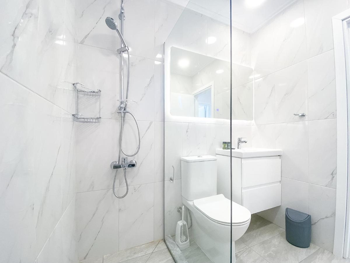Phaedrus Living: Luxury Flat Semeli Lägenhet Paphos Exteriör bild