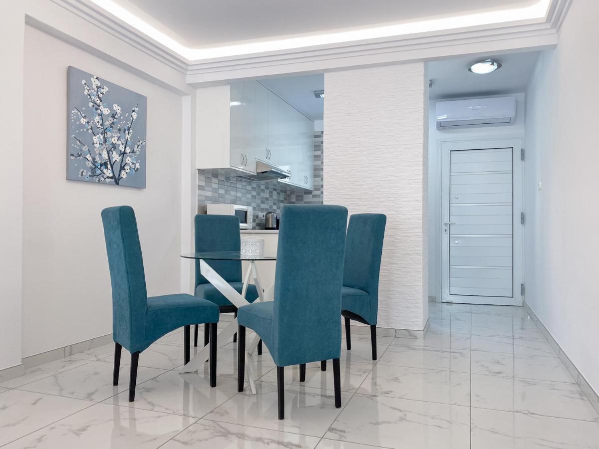 Phaedrus Living: Luxury Flat Semeli Lägenhet Paphos Exteriör bild